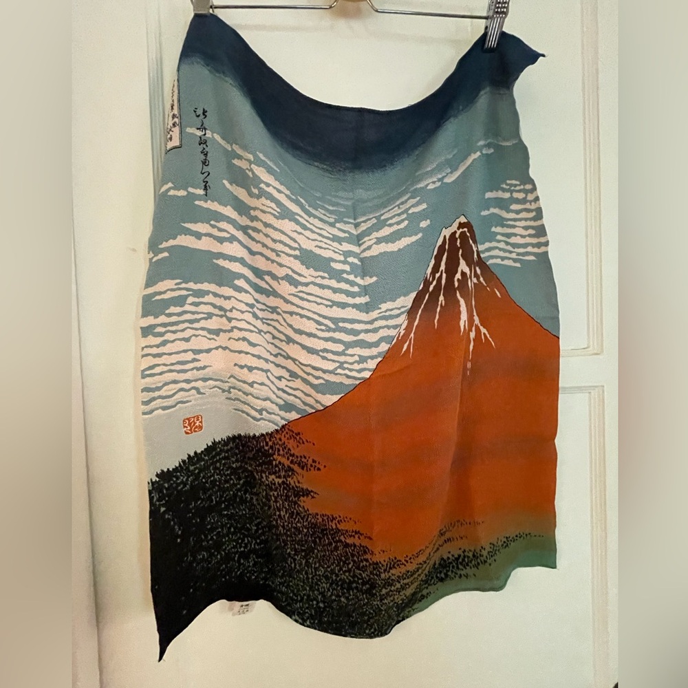 VINTAGE Japanese Mount Fuji Scarf Fabric